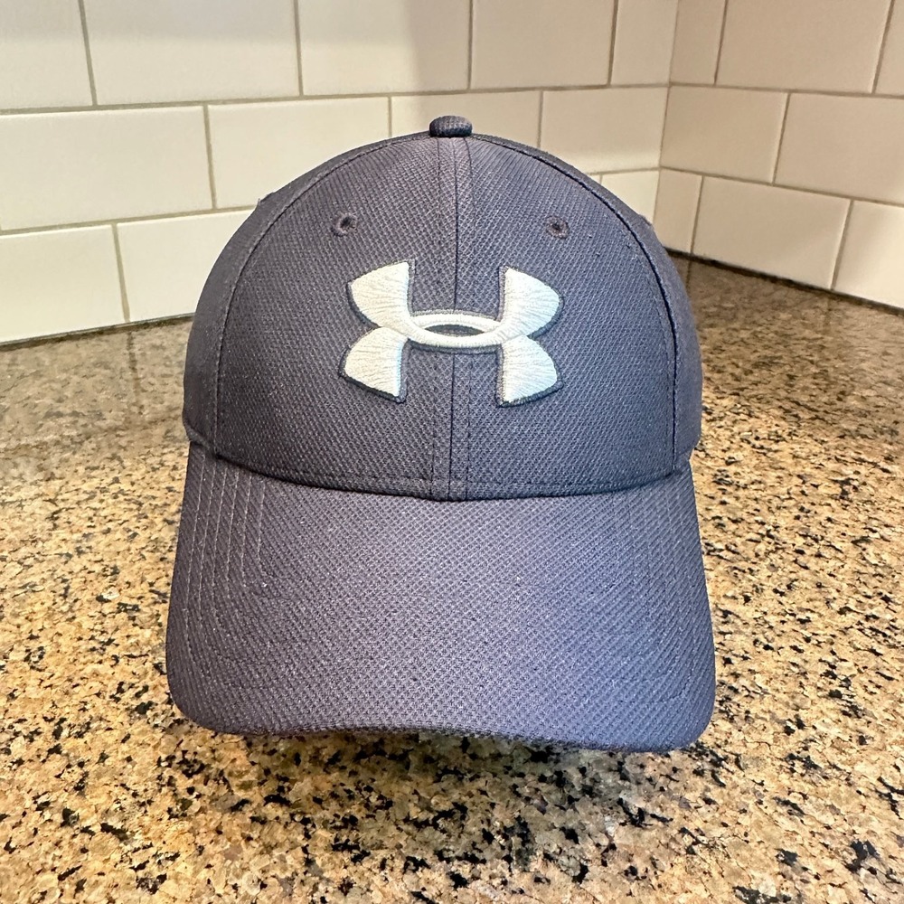 Under Armour Blitzing 3.0 Hat Baseball Cap Mens S/M Gray Polyester Blend